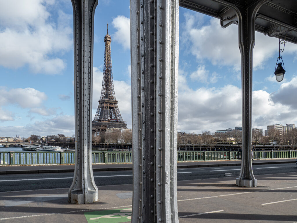 Torre Eiffel desde el Puente de Bir Hakeim